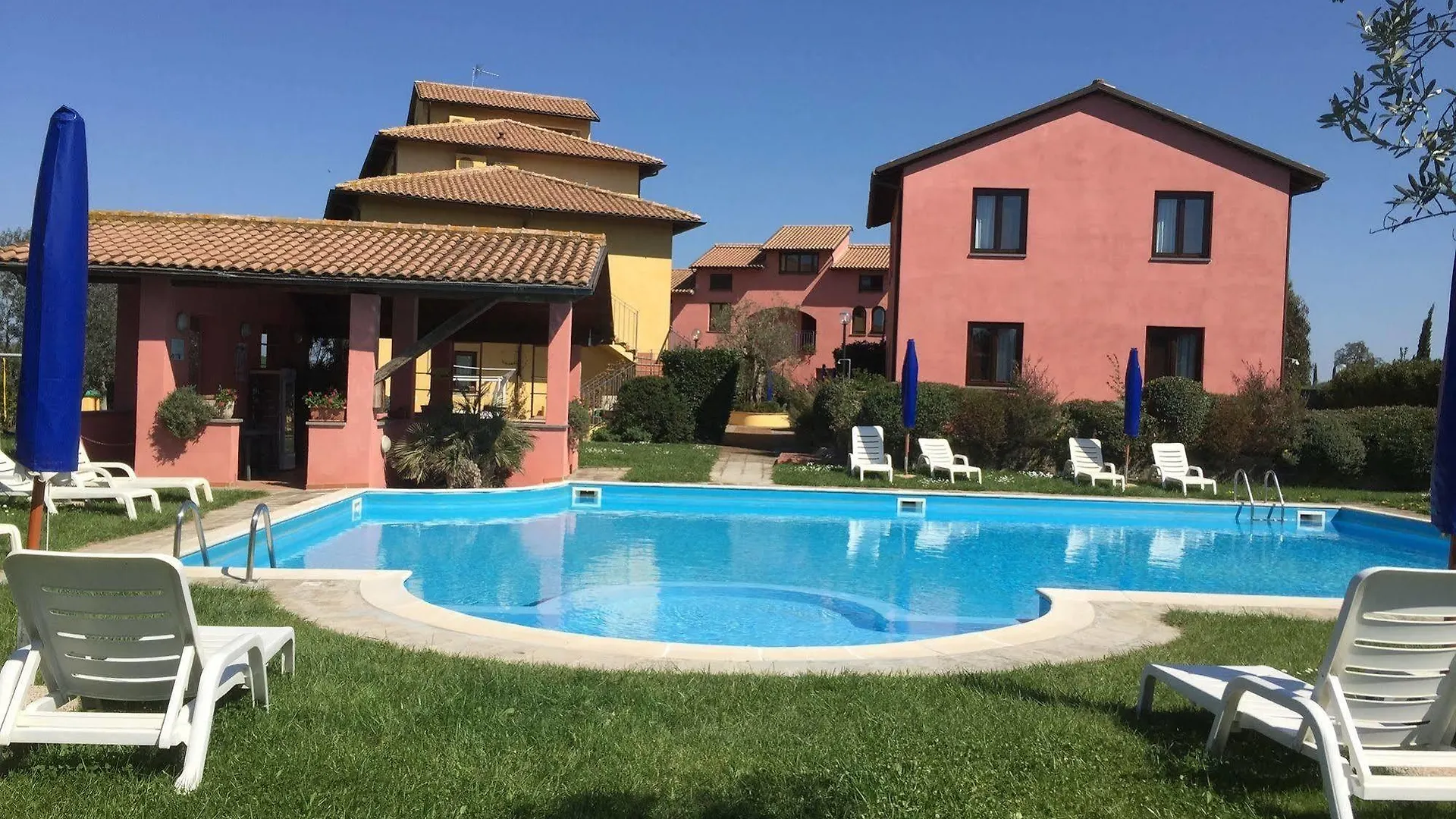 *** Aparthotel Residence La Venecca Orbetello Italia